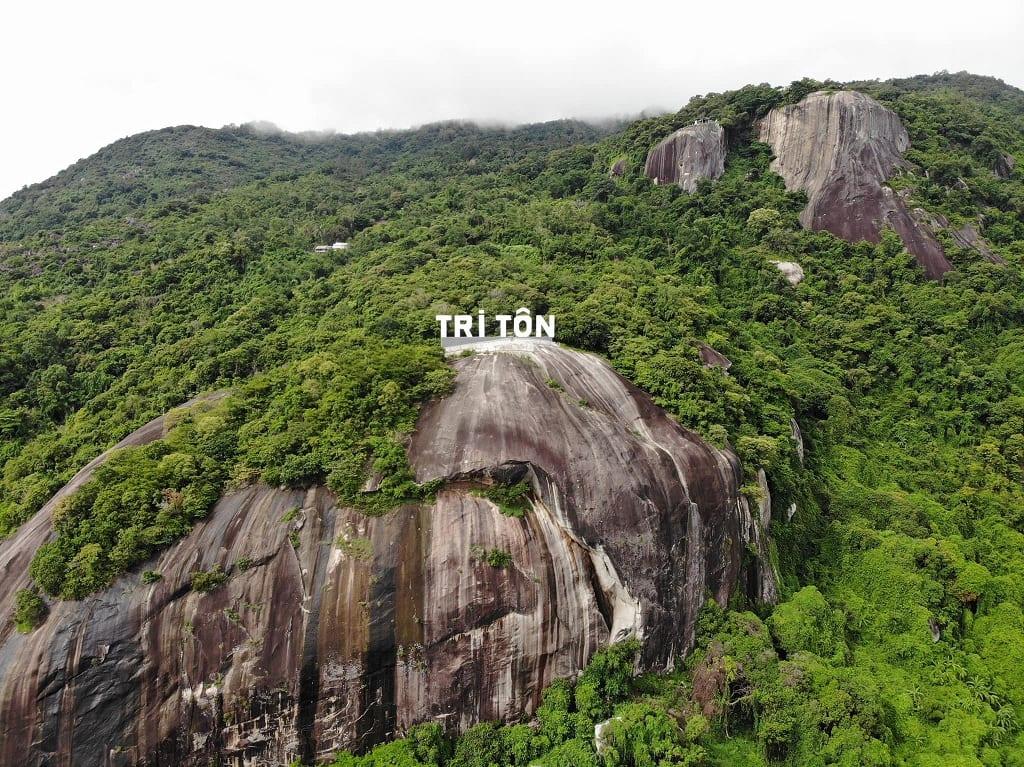 Kinh Nghiệm Thuê Xe Ô Tô Tại An Giang: 12 Điều Cần Biết