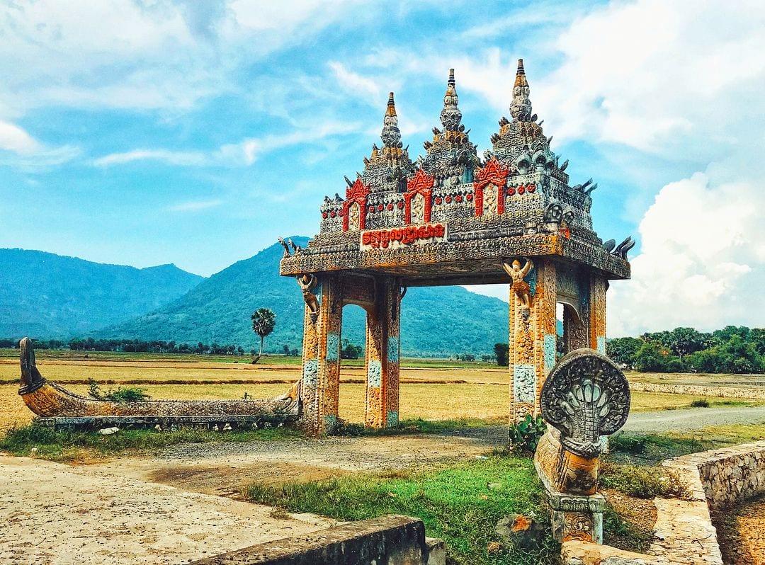Thuê Xe An Giang Theo Ngày Hay Theo Chuyến Tiết Kiệm Hơn?